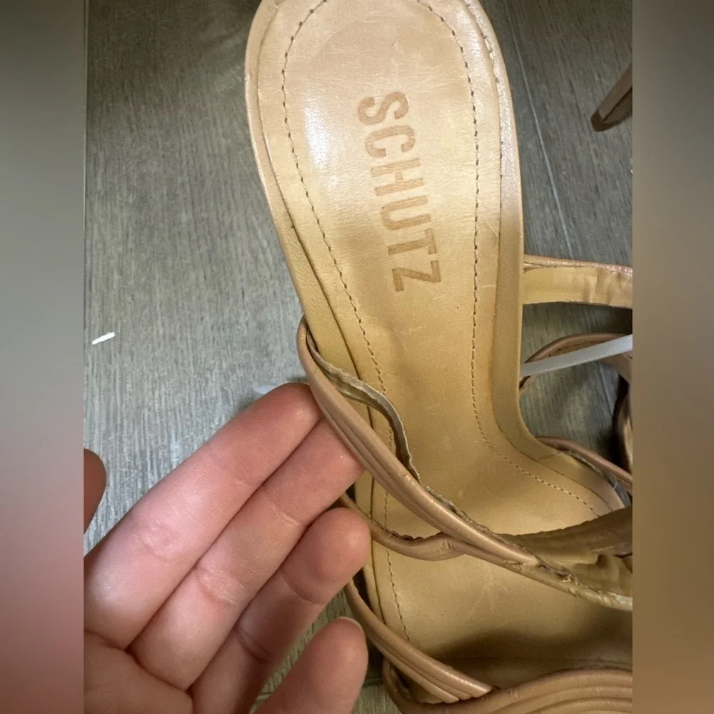 Schutz True Beige Brynn Casual Leather Sandal - Size 8.5